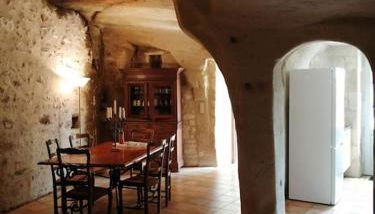 Maison atypique semi-troglodyte - Photo 3