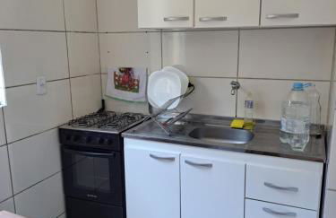 Casa com trilha para praia 2 quartos com garagem privativa - Foto 4