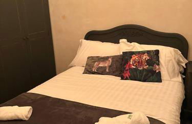 Grosvenor 126 Trendy Jesmond Whole Apartment - Photo 16