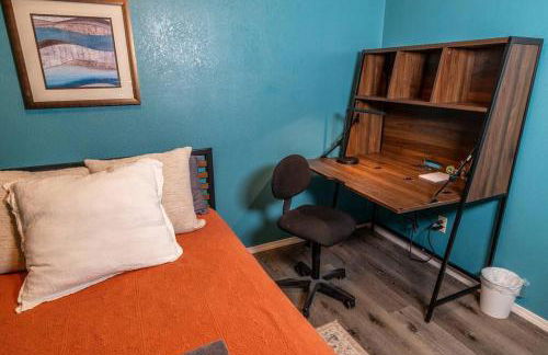 Spacious Family Home with Hot Tub - Foto 10