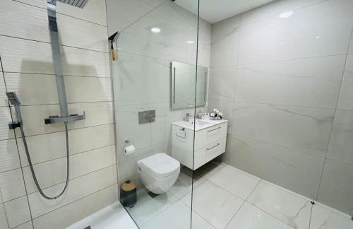 Villa Climatisée avec Piscine partagée , Terrasse et Parking - Foto 39