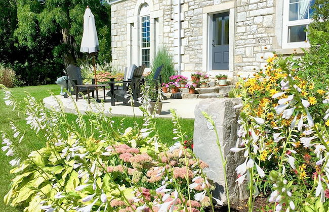 All Suites Whitney Manor - Photo 43