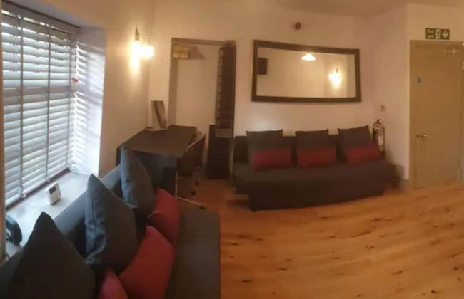 1700s Canalside Cottage Sleeps up to 12 Guests - Foto 30