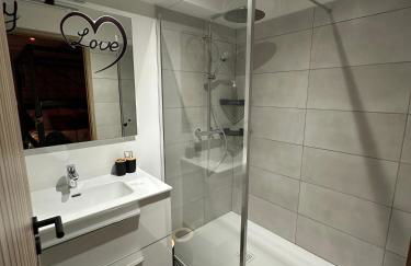 Nuit Défendue Jacuzzi-Sauna - Foto 6