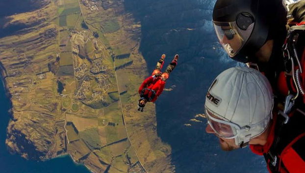 Farete un'esperienza di caduta libera