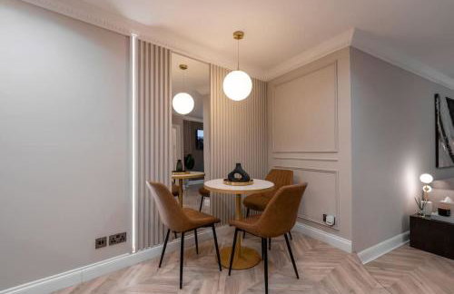 The Wilton Suite - Your Private 5* Escape! - Foto 4