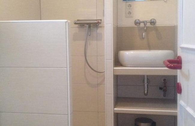 Dike House Near Breskens With Stream Garden - Photo 13