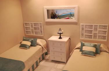 Marbella House - Photo 11