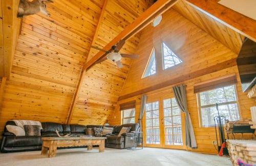 Furnished Deck and Fire Pit Happy Jack Cabin - Foto 1