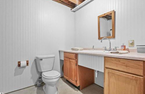 The Hillside Hideaway at Crystal Lake - Great Spa! - Foto 49