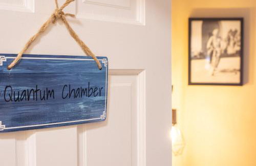 Princeton Einstein Boutique Stay - Photo 16
