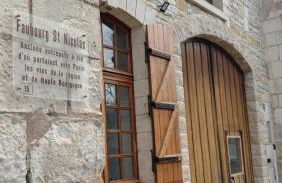 Maison atypique bord de l'Yonne - Foto 9