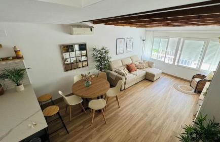 Casa en el centro , con amplia terraza - Foto 6