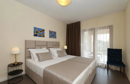 Apartment Serenity with Private Pool Near the Beach - Photo 16