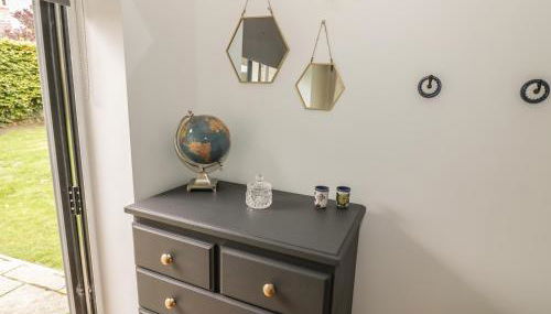 Cornerways - Photo 3