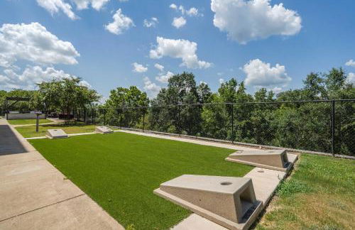 Fourth & River - Top-Floor condo with River Views - 3 King Suites - Foto 32