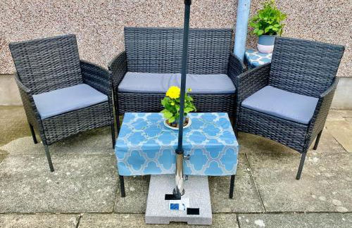 3 bedrooms house with free parking in a quiet area - Photo 11