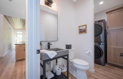 Galena Spring Escape - Hot Tub & Cozy Nights - Foto 31