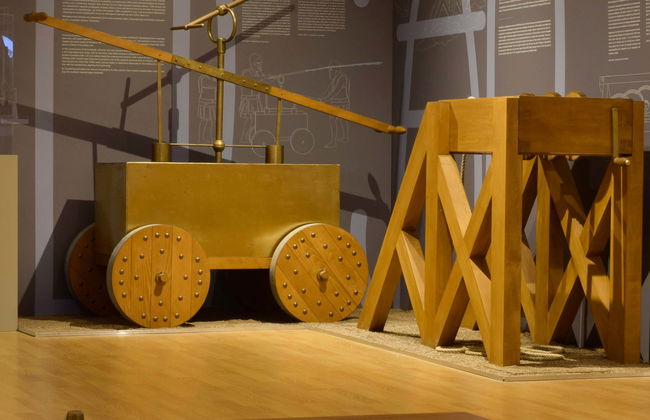 Entrada al Museo de Tecnología de la Antigua Grecia - Foto 1