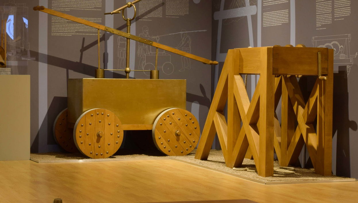 Entrada al Museo de Tecnología de la Antigua Grecia