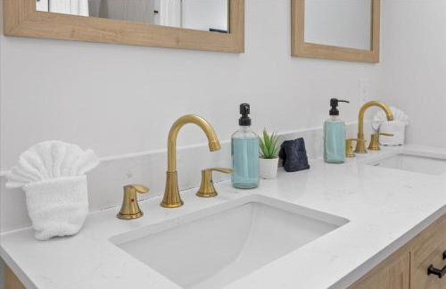 Spacious Downtown Indy Home Perfect for Groups - Photo 43