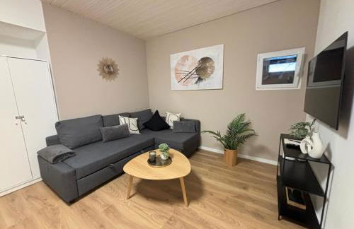 90qm - 5 Zimmer - Parkplatz - Autobahn - blauen See - Foto 9