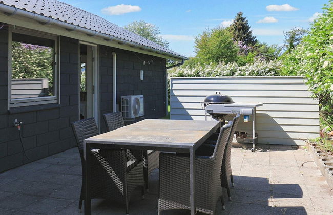 6 Person Holiday Home in Karrebaeksminde - Photo 13