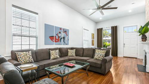 Cozy and Charming House with Luxury Amenities - Foto 1