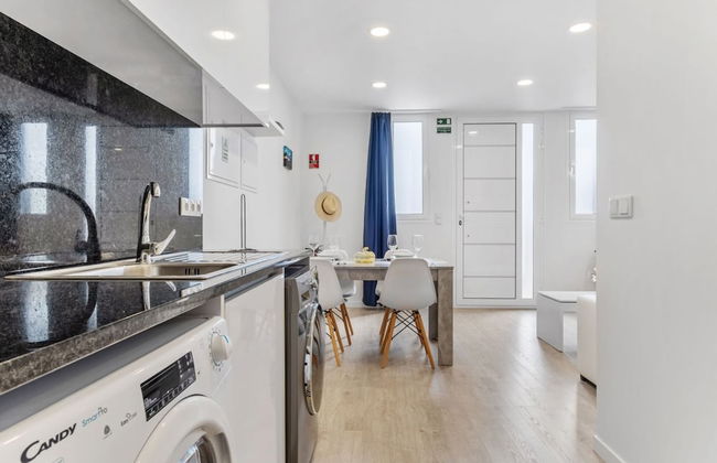 Serene Blue Escape by Madeira Sun Travel - Foto 7