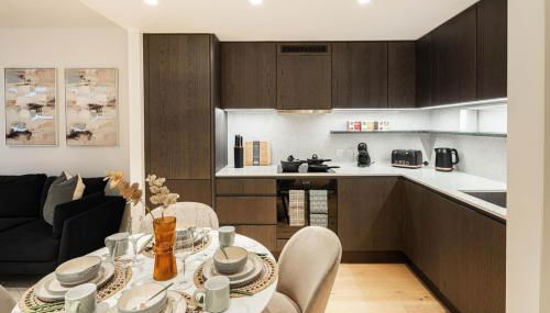 Stylish 1BR Escape - Gym -Balcony - Lift - Foto 3