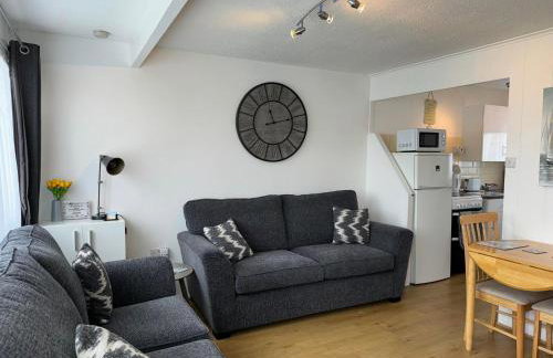 103 Sunbeach South facing 2 bed chalet M and T chalets - Foto 3