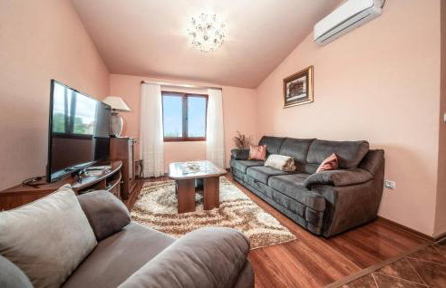 Awesome Home In Lisicic With Wifi - Foto 5