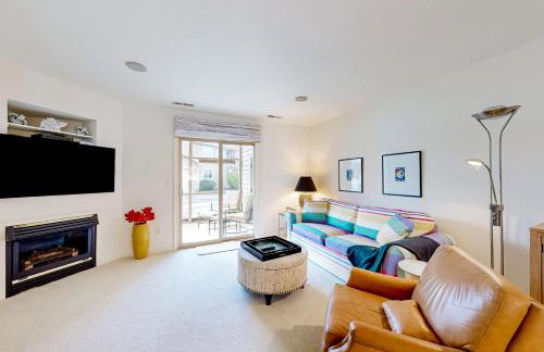 Plantations East - 166 Lakeside Dr - Foto 1