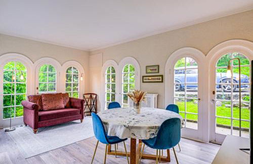 Walk to Harbor! Historic Mamaroneck Guest House - Foto 1