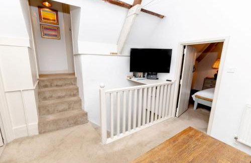 New - Pink cottage, Noss Mayo sleeps 7 - Foto 15