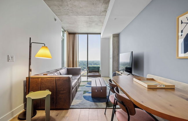 Modern Rainey St Oasis with Pool & Views - Foto 25