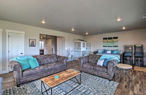 Lake-View Escape with Private Beach Resort Access! - Photo 15