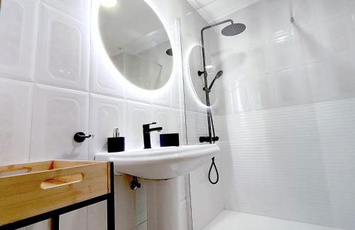 Sunny apartment next to the Beach ZE1 - Photo 40