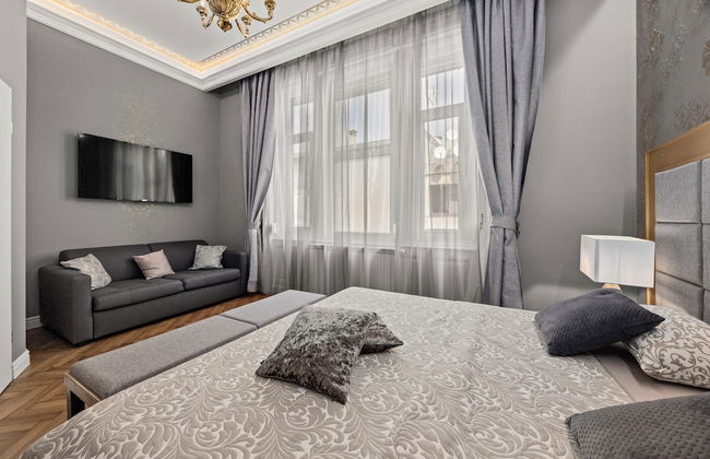 Villa Muenz Luxurious Residence - Photo 21