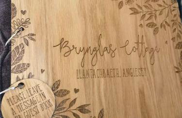 Brynglas Cottage with Hot Tub, Anglesey. - Foto 14