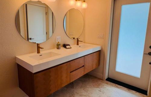 Beautiful home with large pool! Close to the beach! - Foto 27