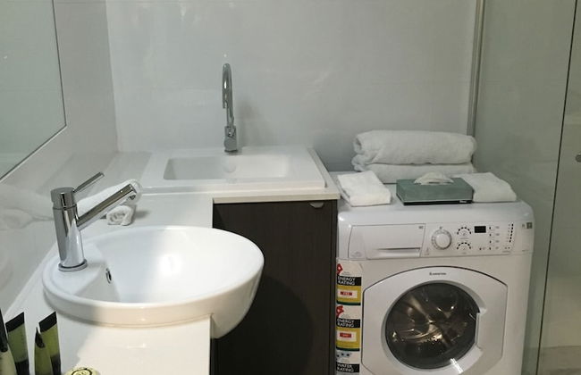 Attika Hotel - Photo 25