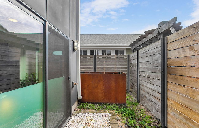 Ember & Glow Loft Retreat - Foto 7