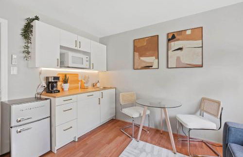 Restful Retreat - Vibrant - Tranquil Yard - Foto 3