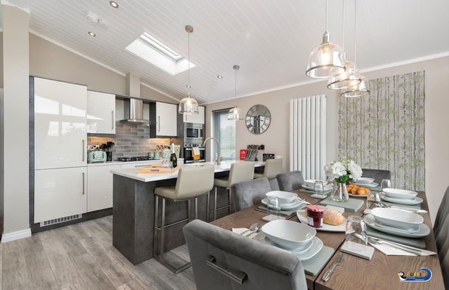 Trevelyn Lodge - Luxury Lodge Hot Tub Close to Beach - Foto 5