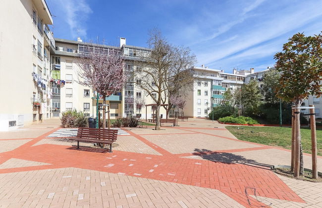 Oeiras Balcony by Homing - Photo 26