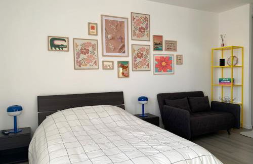 Studio Colonel à Rochefort, proche Thermes avec Parking privé - Foto 2