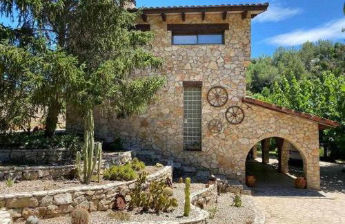 Masía de piedra con piscina - Foto 38