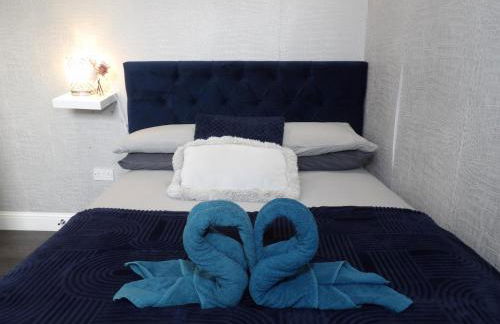 City Convenience, Calm Comfort-- A Stylish One-Bedroom Retreat Just 3 Stops from the Heart of the City - Foto 24