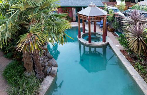 Artist Haven Meets Bali-esque Pool And Garden - Foto 2